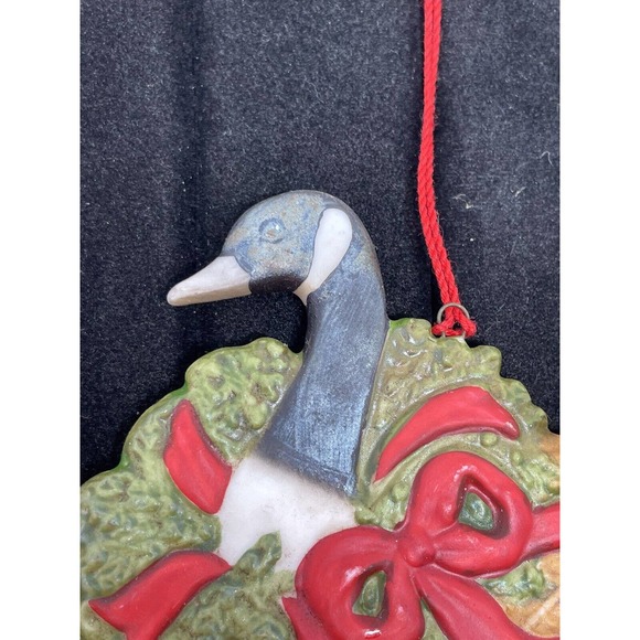 Vintage 1983 Schmid Gordon Fraser Christmas Tree Ornament Canadian Goose Wreath - Picture 2 of 6